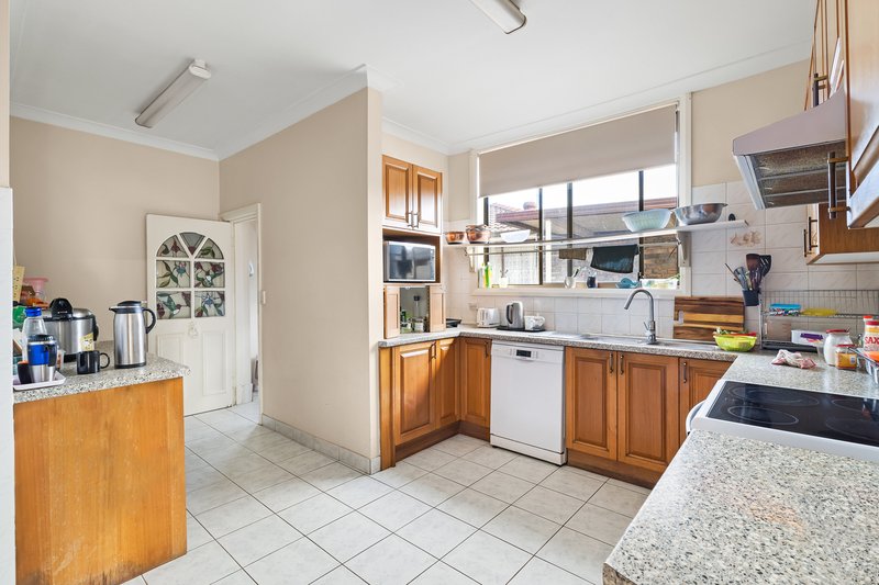 Photo - 52 Albert Street, Revesby NSW 2212 - Image 6