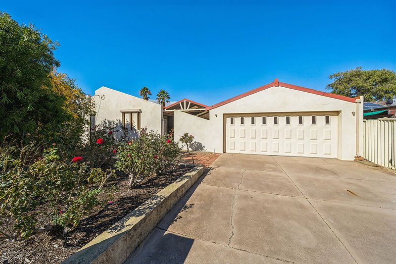 52 Allamanda Way, Forrestfield WA 6058