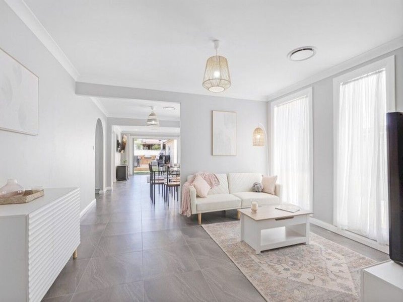 Photo - 52 Allard Street, Penrith NSW 2750 - Image 2