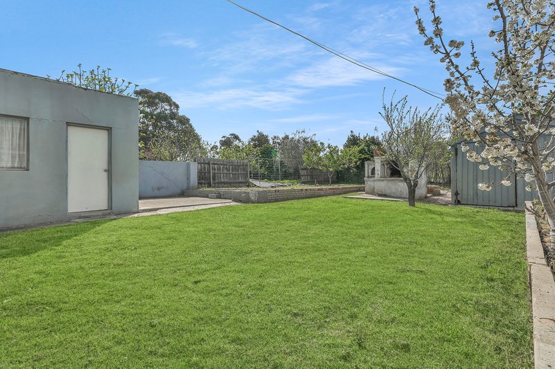 Photo - 52 Andrew Street, Glenroy VIC 3046 - Image 16