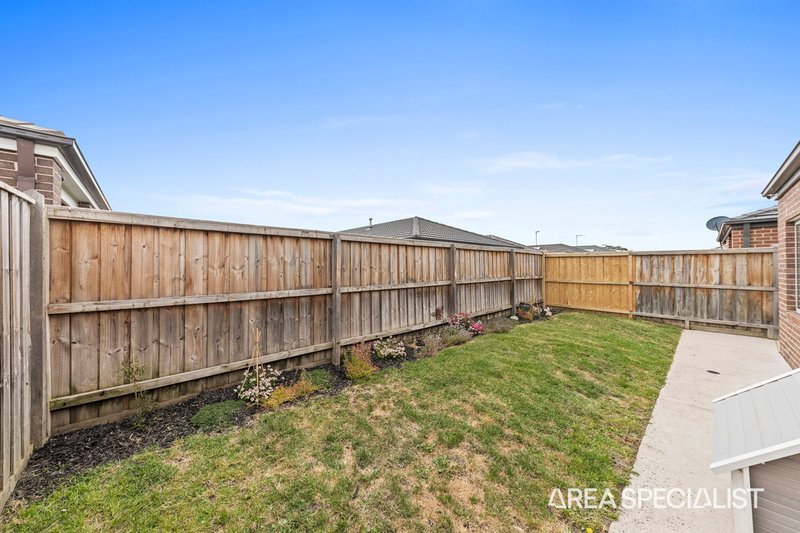 Photo - 52 Arlington Avenue, Pakenham VIC 3810 - Image 19