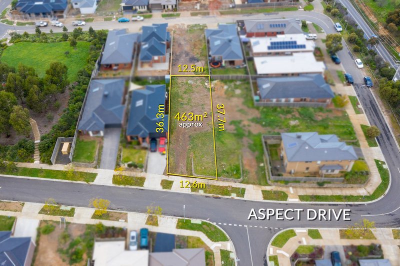 Photo - 52 Aspect Drive, Doreen VIC 3754 - Image 2