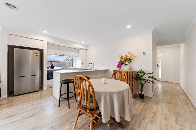 Photo - 52 Babar Drive, Officer VIC 3809 - Image 3