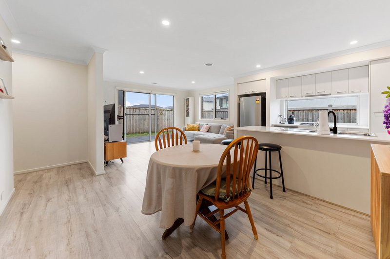 Photo - 52 Babar Drive, Officer VIC 3809 - Image 4