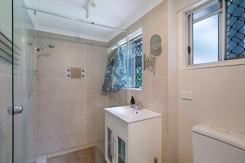 Photo - 52 Babiana Street, Alexandra Hills QLD 4161 - Image 18