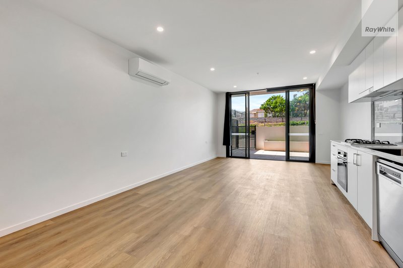 Photo - 5/2 Bailey Cresscent , Oak Park VIC 3046 - Image 3