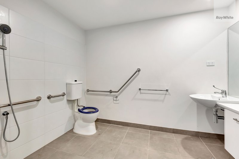 Photo - 5/2 Bailey Cresscent , Oak Park VIC 3046 - Image 7
