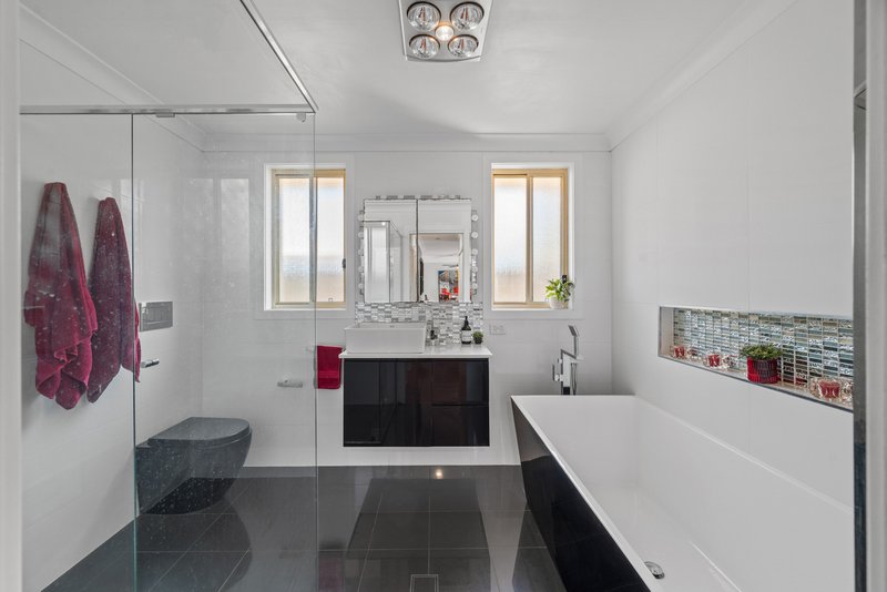 Photo - 52 Ball Street, Colyton NSW 2760 - Image 6