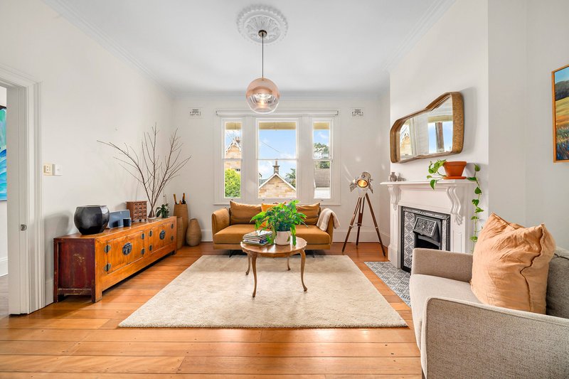 Photo - 52 Ballast Point Road, Birchgrove NSW 2041 - Image 2