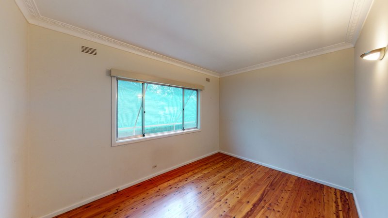 Photo - 52 Banksia Crescent, Dubbo NSW 2830 - Image 8