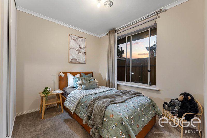 Photo - 52 Barrat Street, Smithfield Plains SA 5114 - Image 17