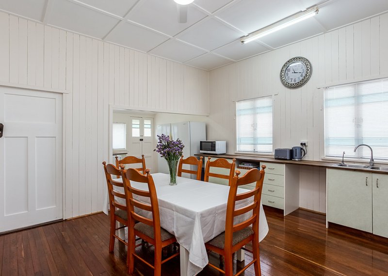 Photo - 52 Baynes Street, Wondai QLD 4606 - Image 5