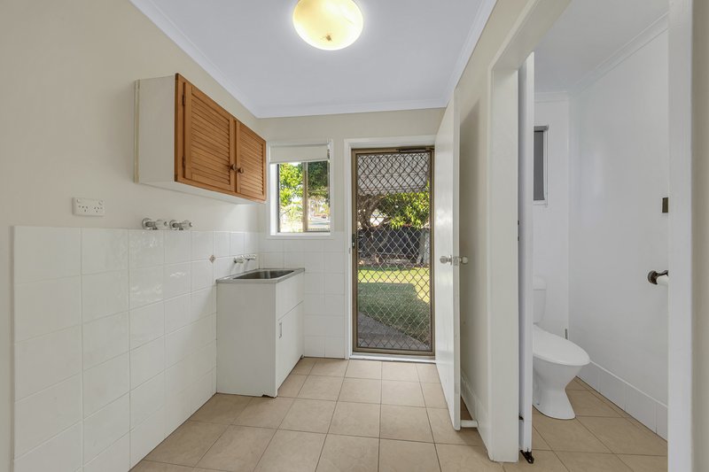 Photo - 52 Beak Street, New Auckland QLD 4680 - Image 9