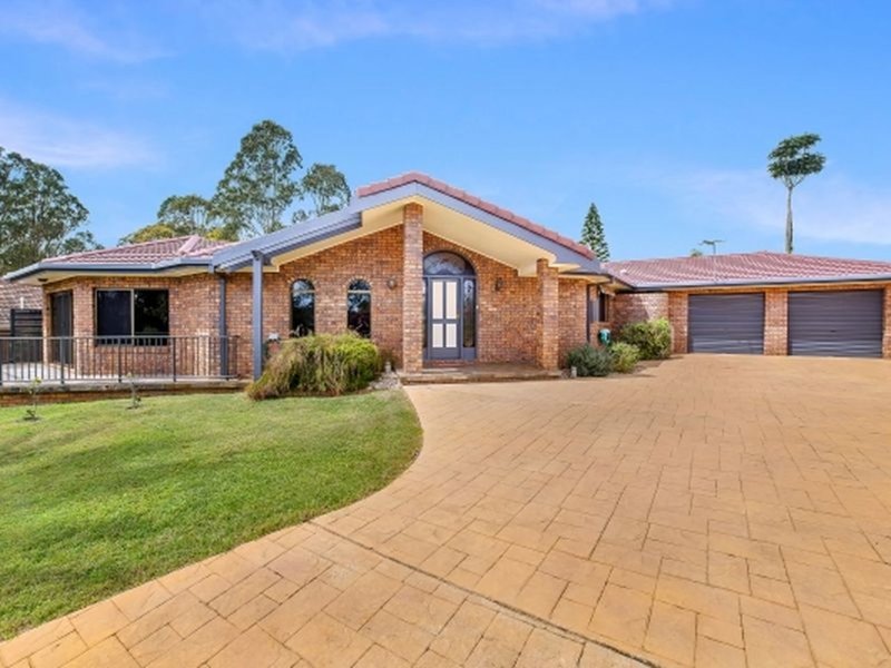 52 Beaumont Drive, East Lismore NSW 2480