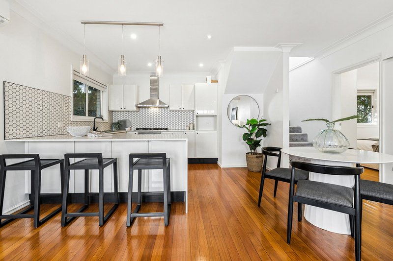 Photo - 52 Belgrave Street, Cremorne NSW 2090 - Image 2