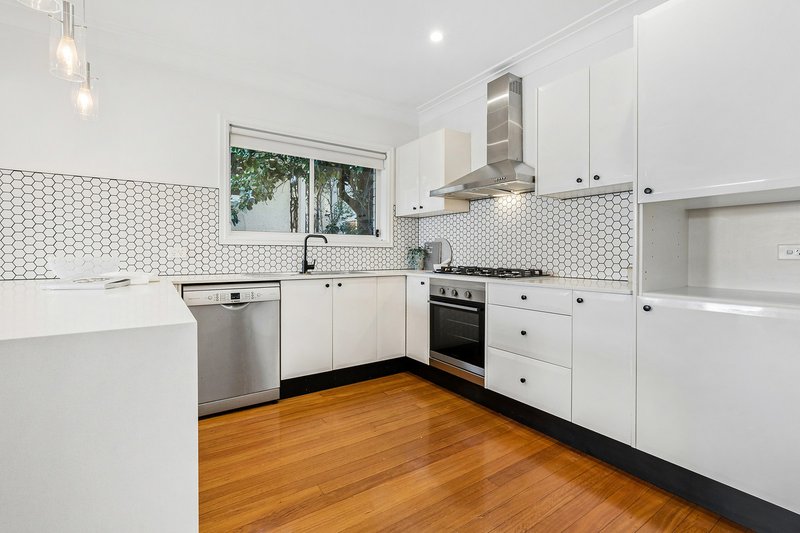 Photo - 52 Belgrave Street, Cremorne NSW 2090 - Image 4