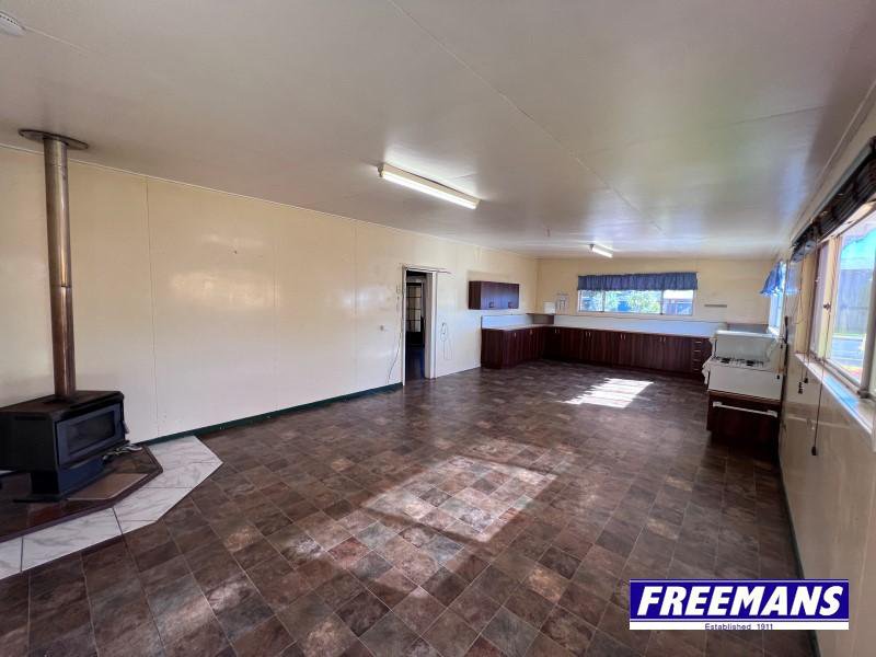 Photo - 52 Bell Street, Kumbia QLD 4610 - Image 8