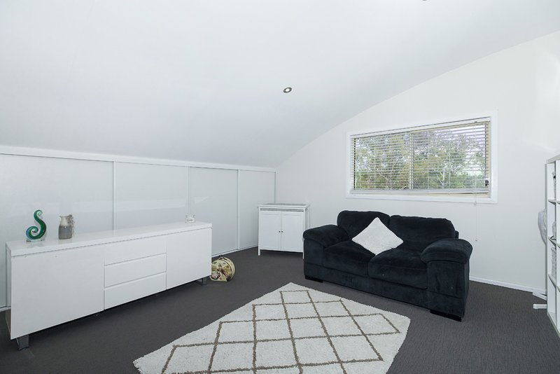 Photo - 52 Bell Street, Speers Point NSW 2284 - Image 9