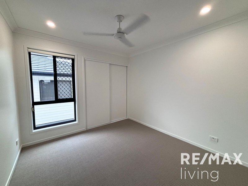 Photo - 52 Belvedere Street, Spring Mountain QLD 4300 - Image 12