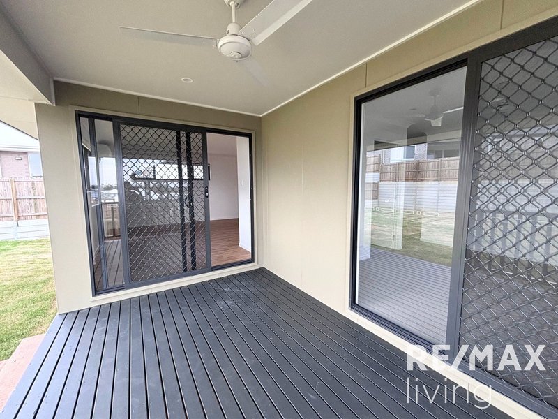 Photo - 52 Belvedere Street, Spring Mountain QLD 4300 - Image 16