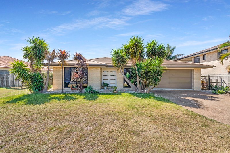 Photo - 52 Bisdee Street, Coral Cove QLD 4670 - Image 1