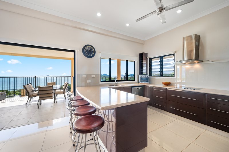 Photo - 52 Blackcurrant Drive, Hideaway Bay QLD 4800 - Image 5