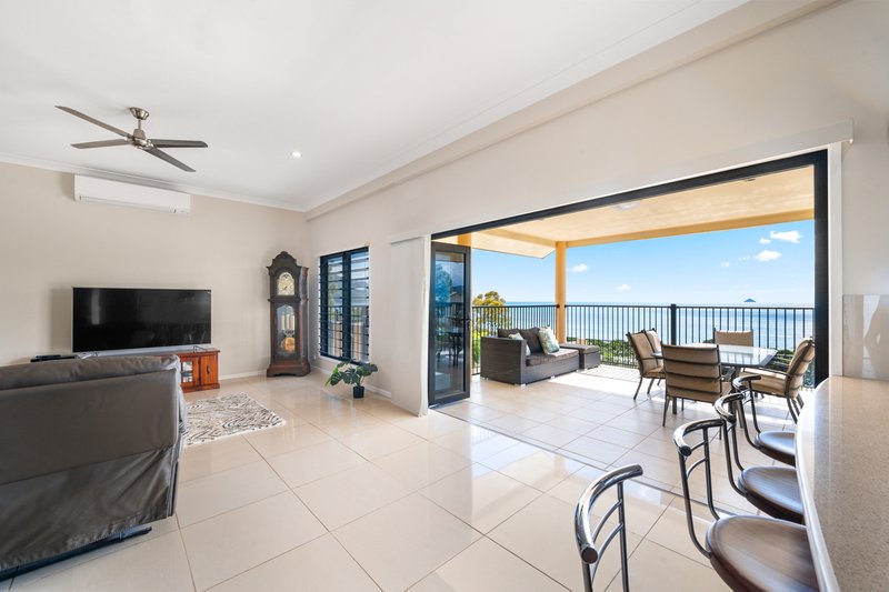 Photo - 52 Blackcurrant Drive, Hideaway Bay QLD 4800 - Image 7