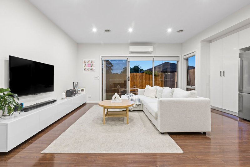 Photo - 5/2 Bowmore Road, Noble Park VIC 3174 - Image 10