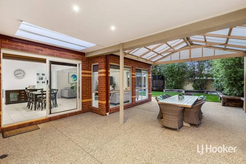 Photo - 52 Breakwater Crescent, Point Cook VIC 3030 - Image 14