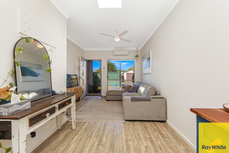 Photo - 52 Brisbane Avenue, Umina Beach NSW 2257 - Image 5