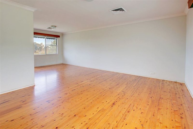 Photo - 52 Buckingham Road, Baulkham Hills NSW 2153 - Image 4