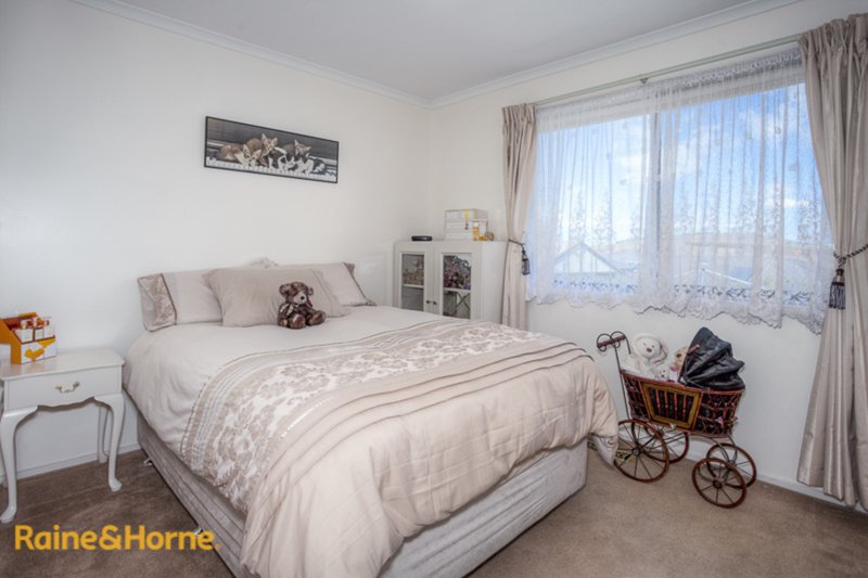 Photo - 52 Burge Drive, Sunbury VIC 3429 - Image 17