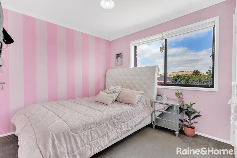 Photo - 52 Burge Drive, Sunbury VIC 3429 - Image 20