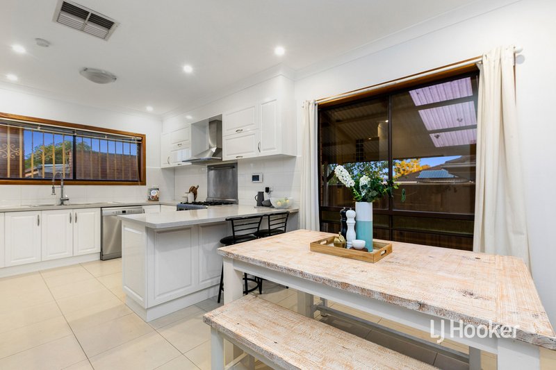 Photo - 52 Cameron Avenue, Altona Meadows VIC 3028 - Image 5