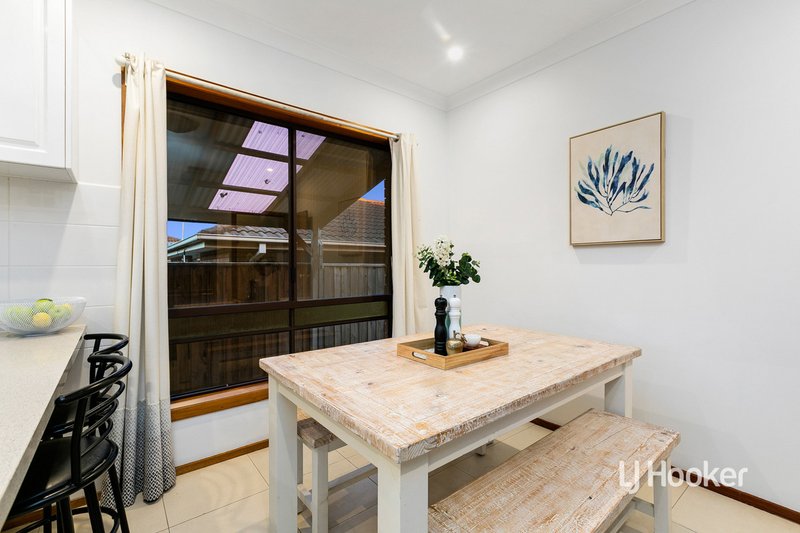 Photo - 52 Cameron Avenue, Altona Meadows VIC 3028 - Image 6