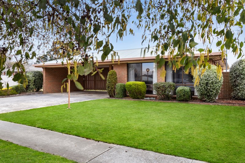 52 Caroline Chisholm Drive, Kyneton VIC 3444