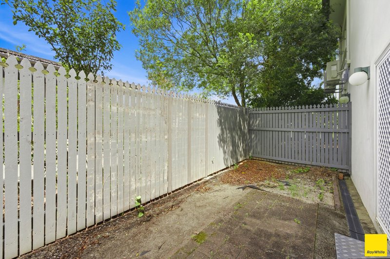 Photo - 5/2 Cavanagh Street, Woree QLD 4868 - Image 6