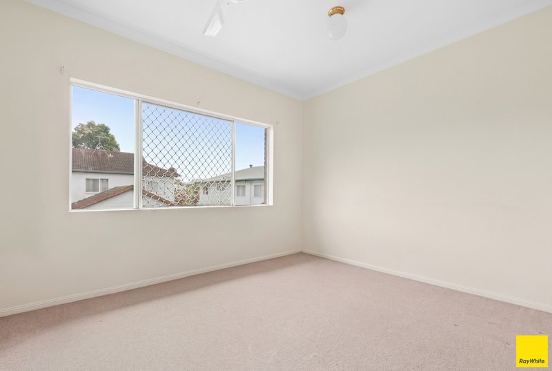 Photo - 5/2 Cavanagh Street, Woree QLD 4868 - Image 9