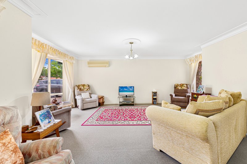 Photo - 52 Christopher Crescent, Lake Haven NSW 2263 - Image 3