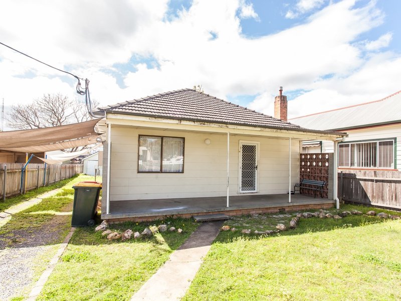 Photo - 52 Church Street, Cessnock NSW 2325 - Image 10