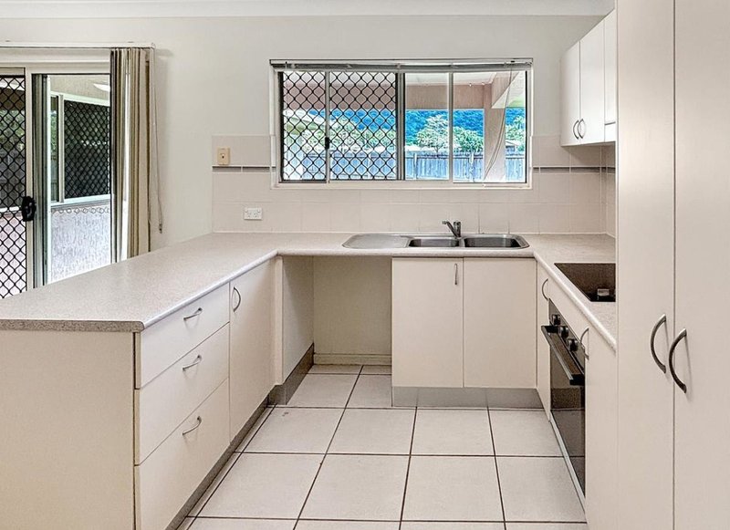 Photo - 52 Cliffdale Street, Bentley Park QLD 4869 - Image 1