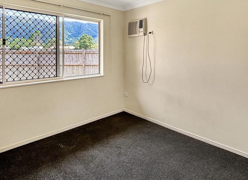 Photo - 52 Cliffdale Street, Bentley Park QLD 4869 - Image 7
