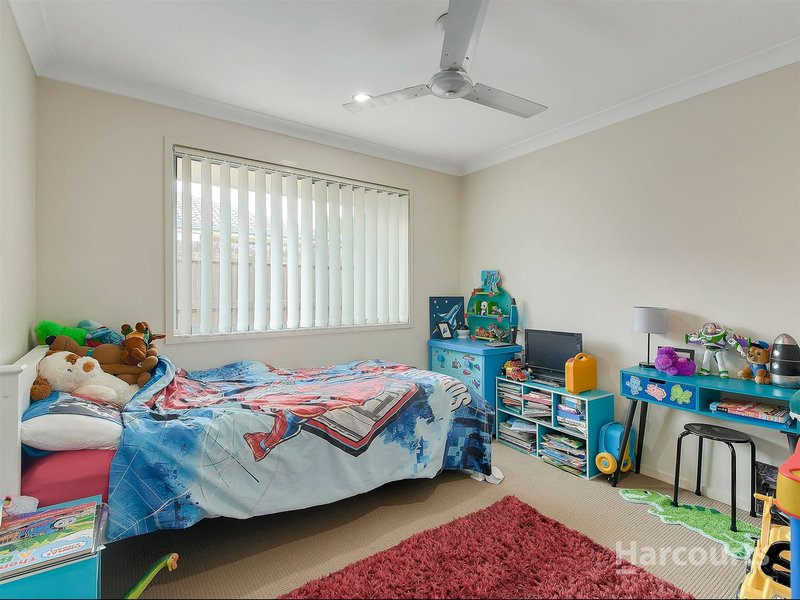 Photo - 52 Coach Road West , Morayfield QLD 4506 - Image 10