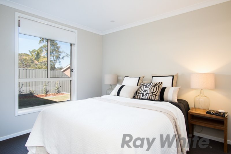 Photo - 52 Corymbia Street, Croudace Bay NSW 2280 - Image 10