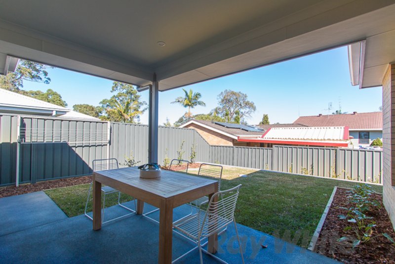 Photo - 52 Corymbia Street, Croudace Bay NSW 2280 - Image 15