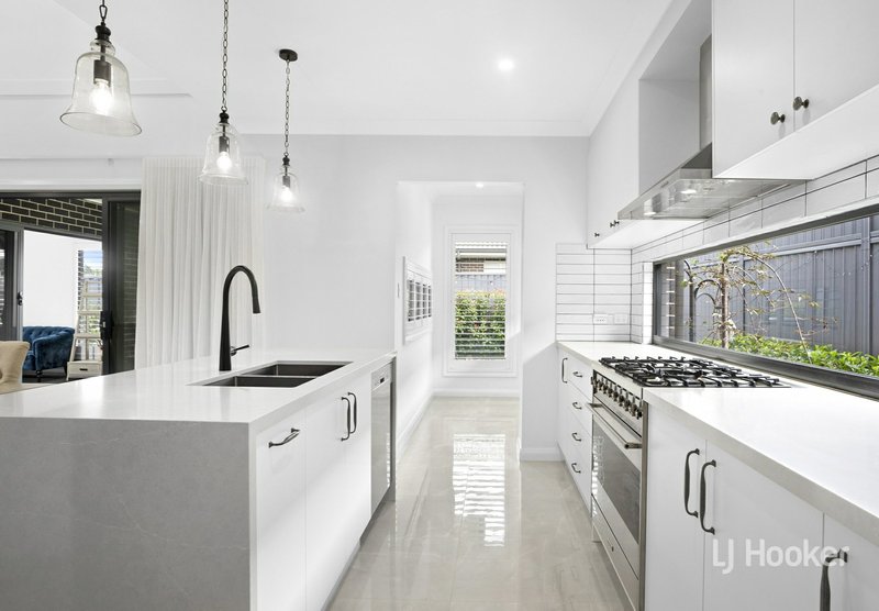 Photo - 52 Cross Street, Tahmoor NSW 2573 - Image 3