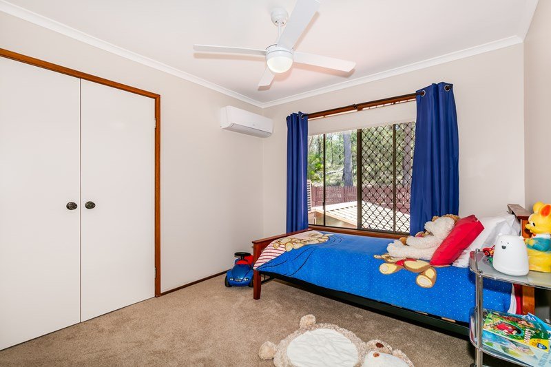 Photo - 52 Deloraine Drive, Springwood QLD 4127 - Image 19