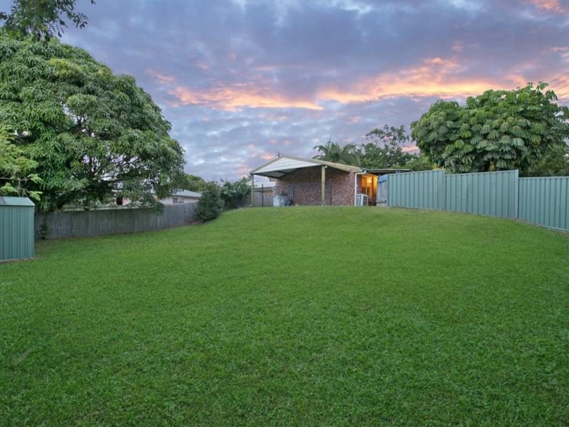 52 Dennis Road, Springwood QLD 4127