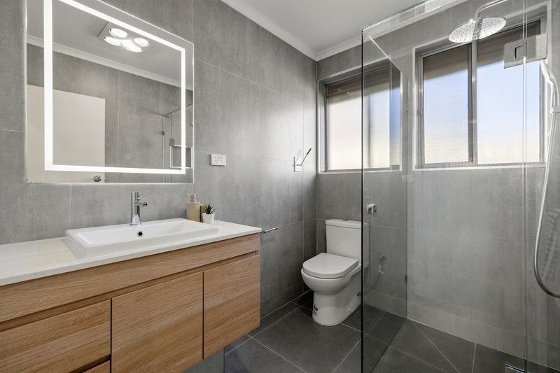 Photo - 52 Denver Crescent, Mulgrave VIC 3170 - Image 10