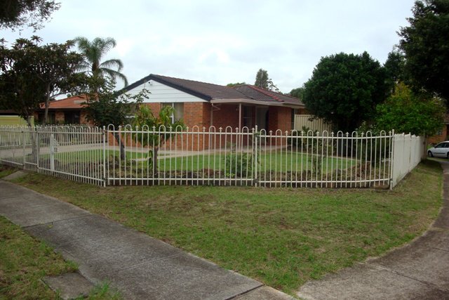 52 Dransfield Road, Edensor Park NSW 2176